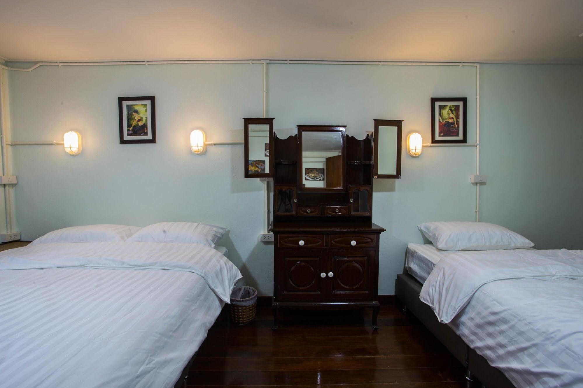 Baan Gaysorn Hostel *